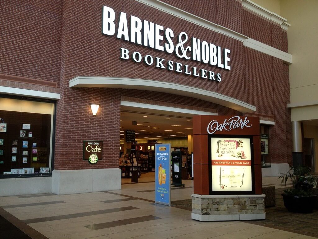 Is Barnes & Noble Closing